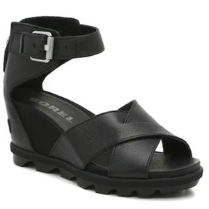 JOANIE II WEDGE SANDAL SIZE 9.5